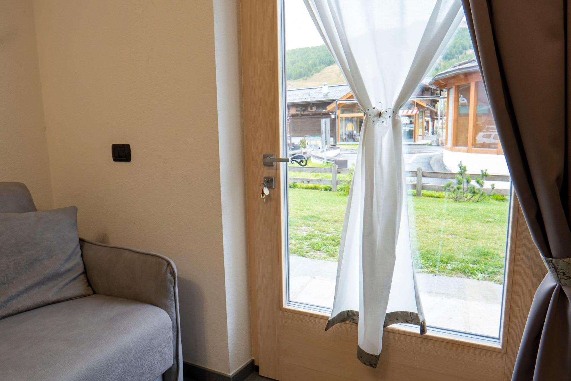 Al Camanel Apartment Livigno Exterior foto