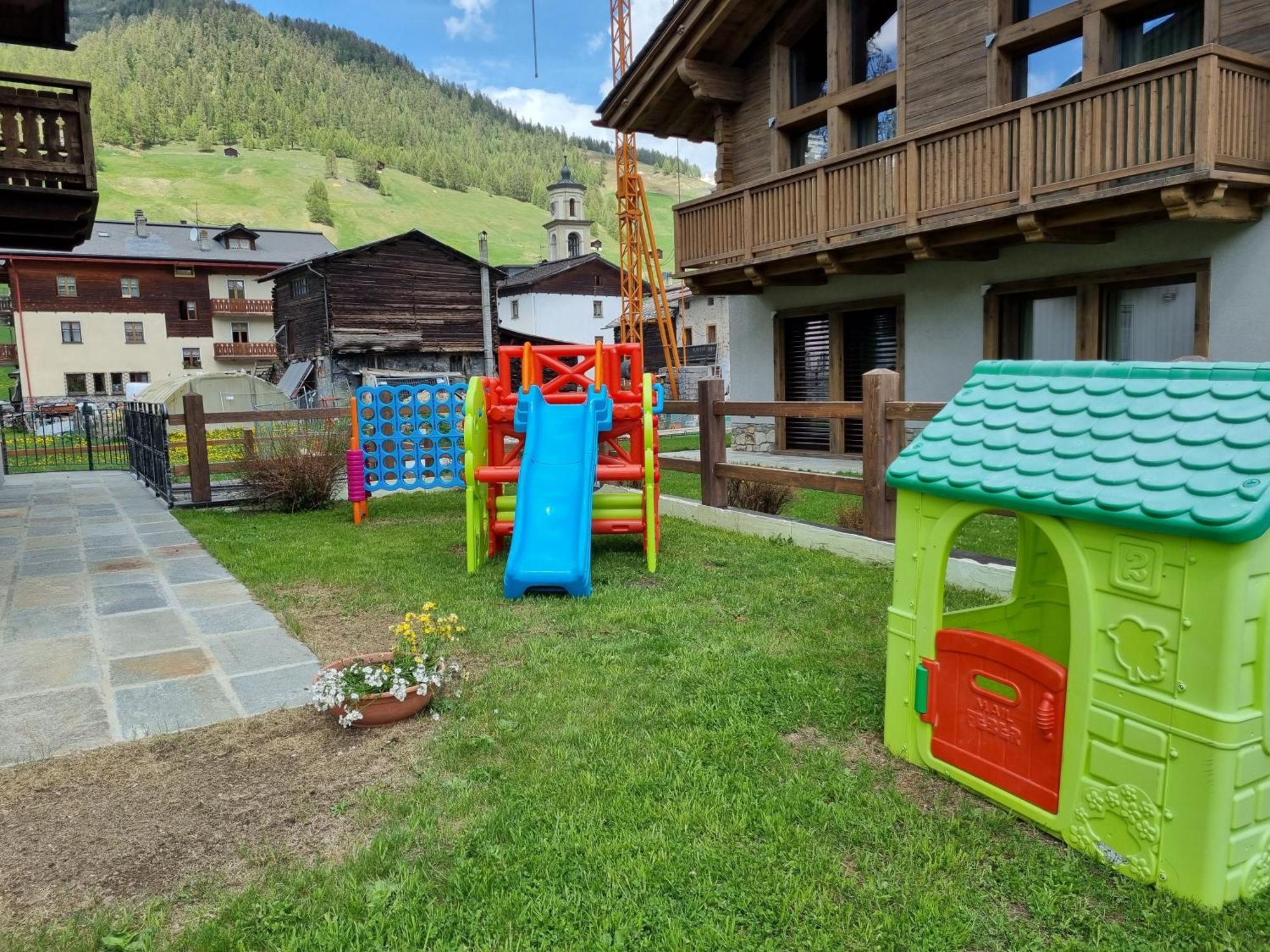 Al Camanel Apartment Livigno Exterior foto