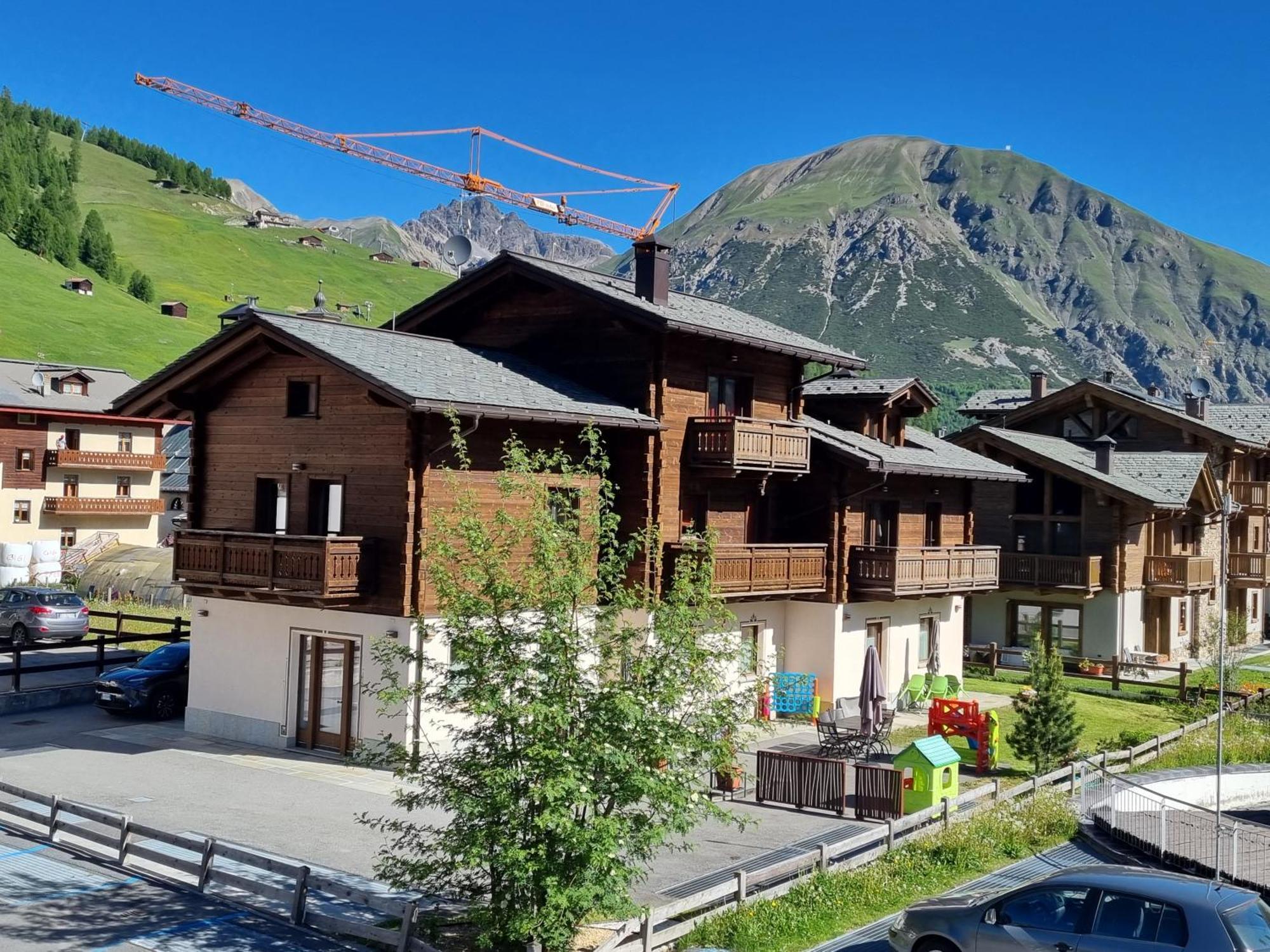 Al Camanel Apartment Livigno Exterior foto